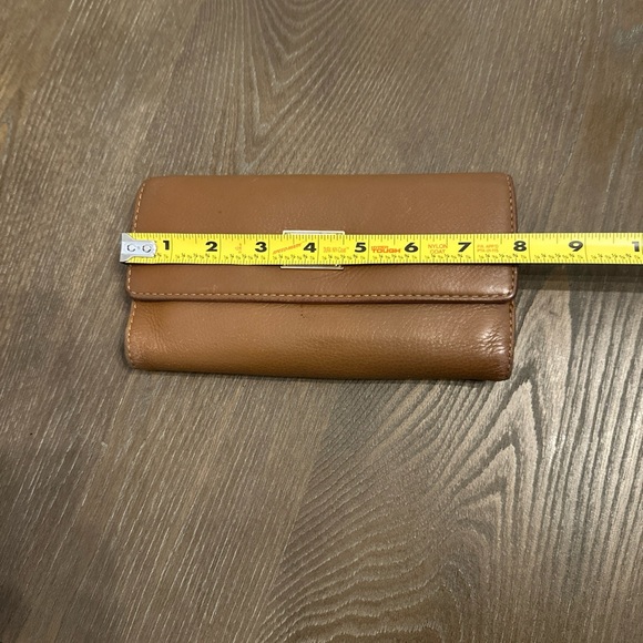 Vintage Michael Kors MK Tan Full Size‎ Soft Leather Wallet w/ Checkbook Holder - Picture 11 of 12